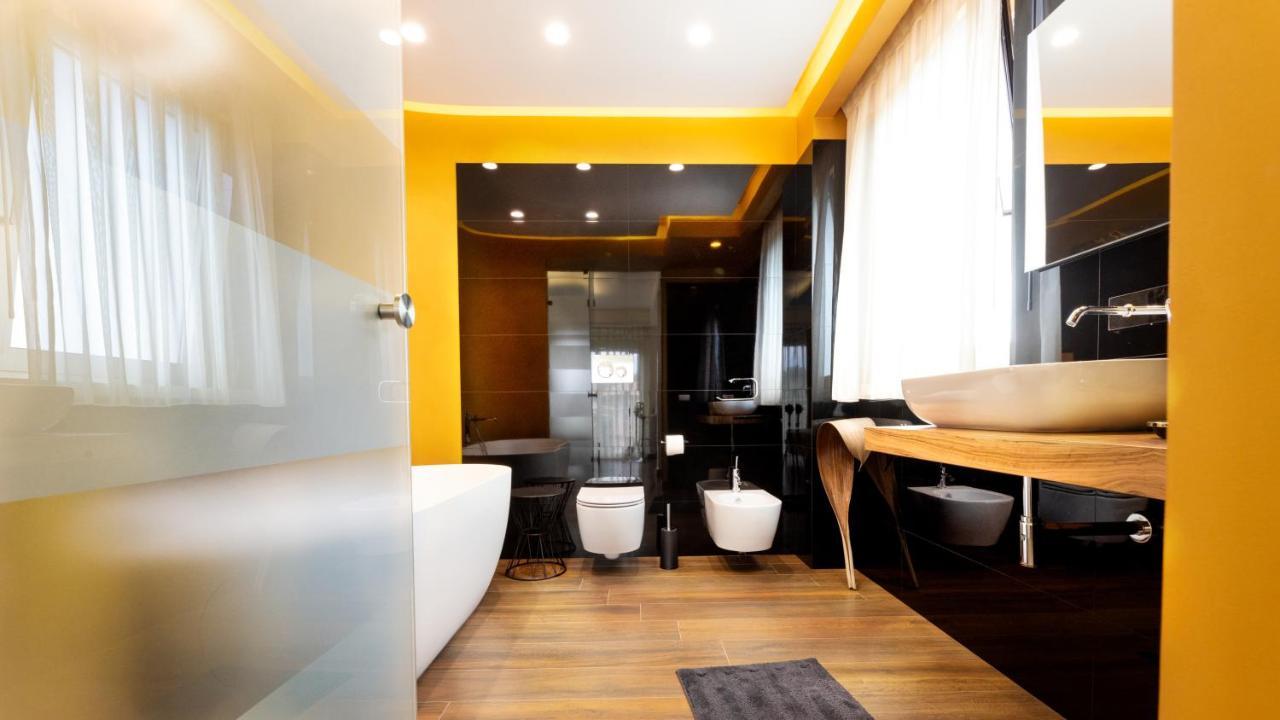 אסראלה Zaffiro Lavico Rooms Etna Nature Sea מראה חיצוני תמונה