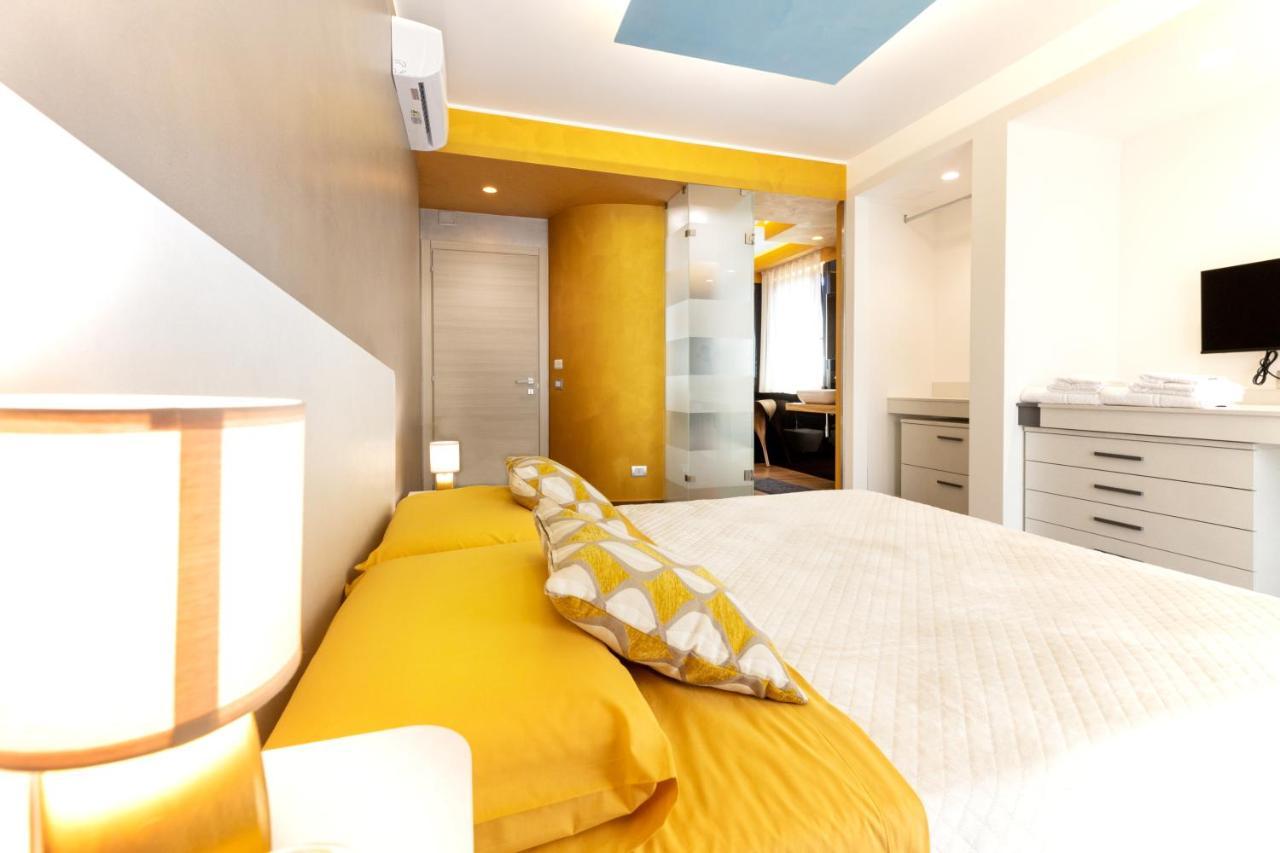 אסראלה Zaffiro Lavico Rooms Etna Nature Sea מראה חיצוני תמונה