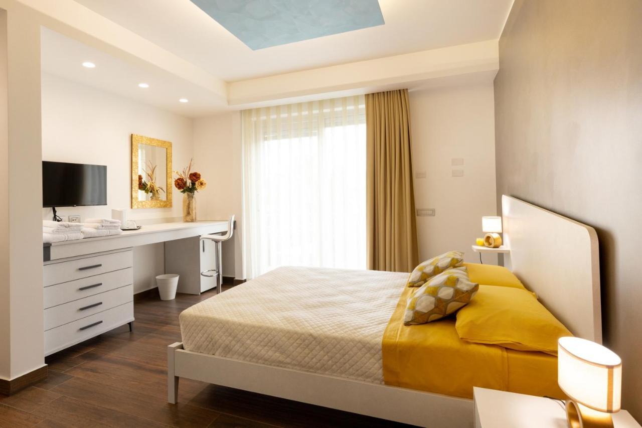 אסראלה Zaffiro Lavico Rooms Etna Nature Sea מראה חיצוני תמונה