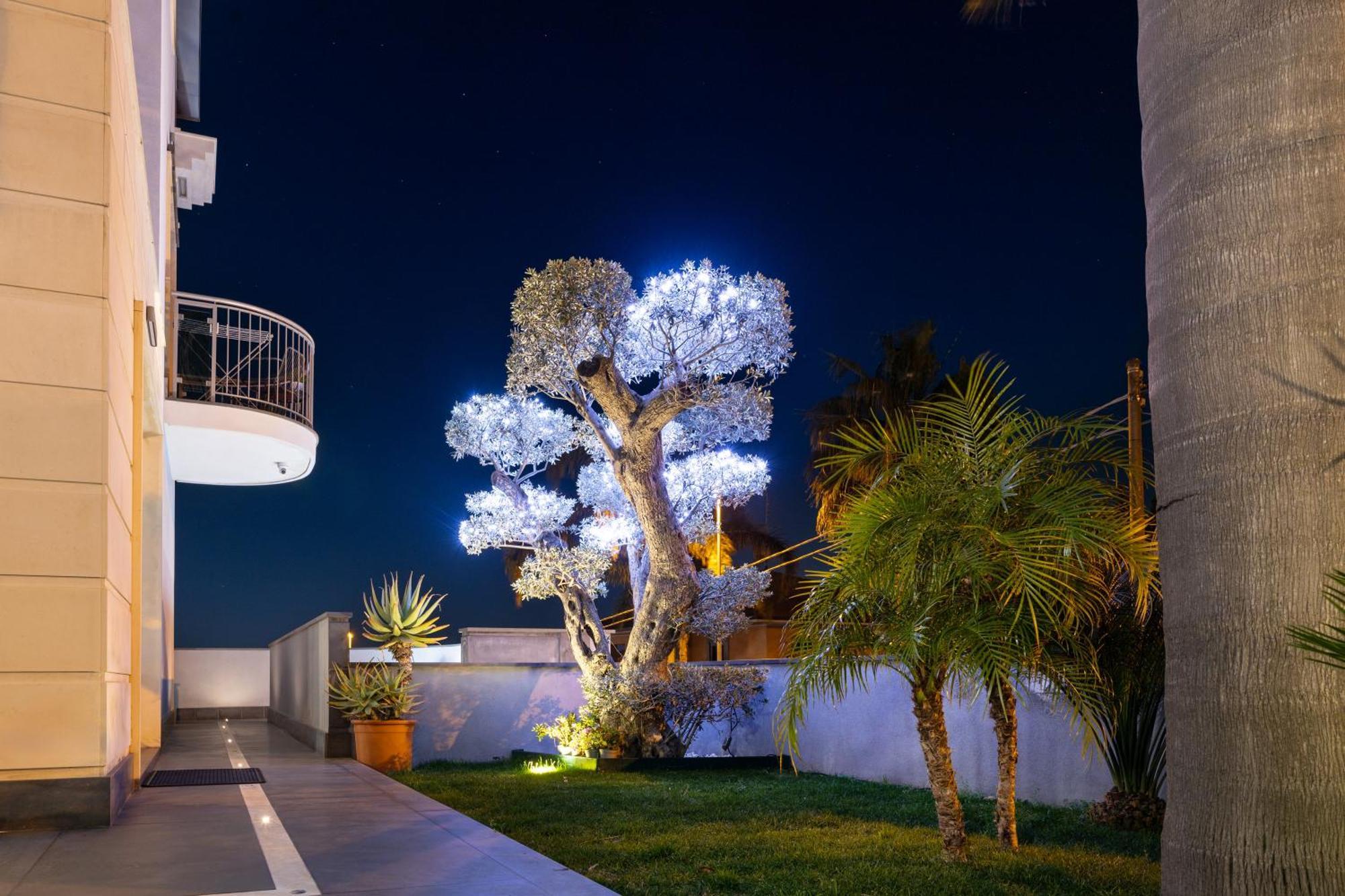אסראלה Zaffiro Lavico Rooms Etna Nature Sea מראה חיצוני תמונה